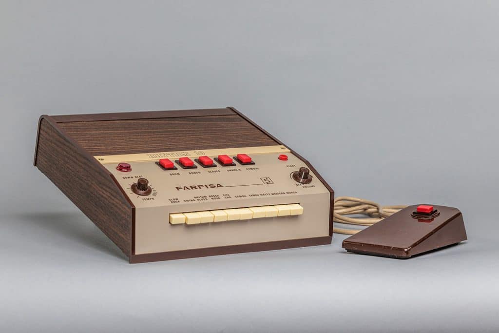 Farfisa Rhythm 10