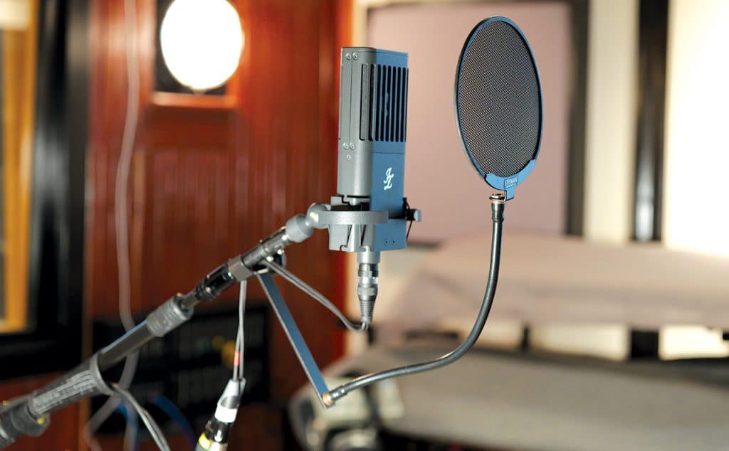 JZ Microphones MU-1 with popscreen