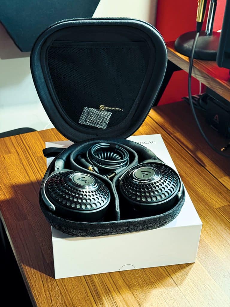 Focal Lensys Professional Headphones in case