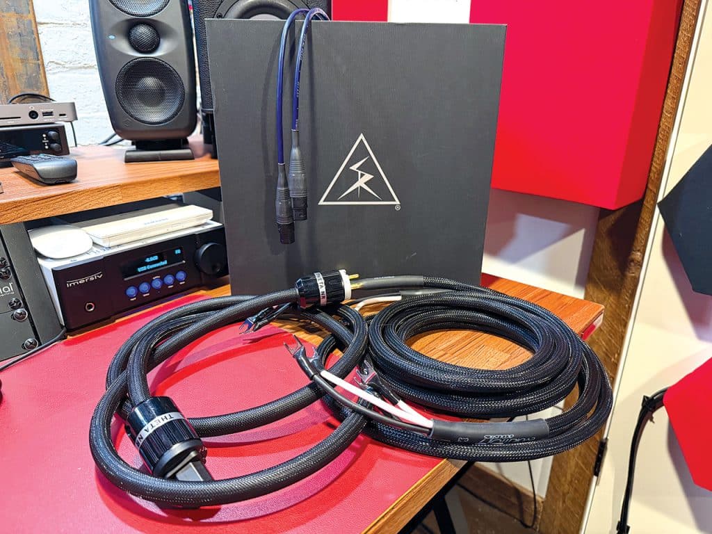 Magic Garden Pro - Cables
